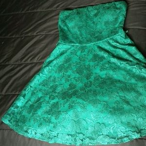 Beautiful green-teal strapless dress size M